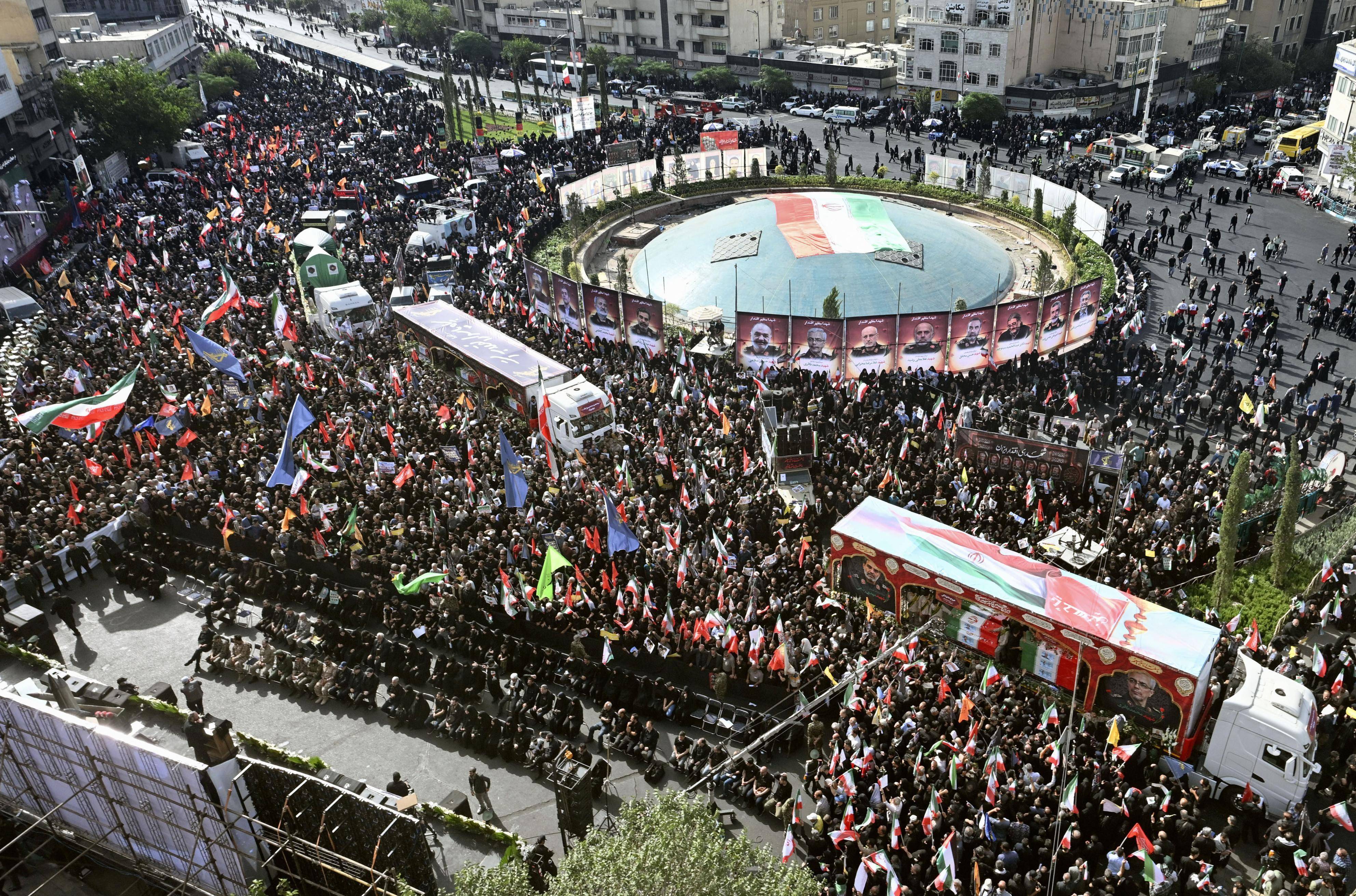 战后伊朗，硝烟难散