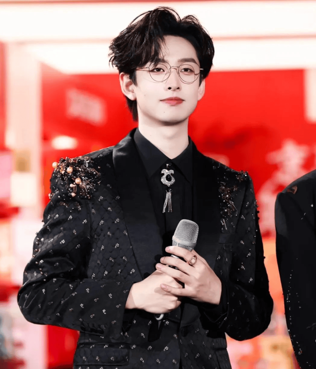 女演员自曝患精神疾病<strong></p>
<p>炒币基本知识</strong>，“不想让所有人都来可怜我”