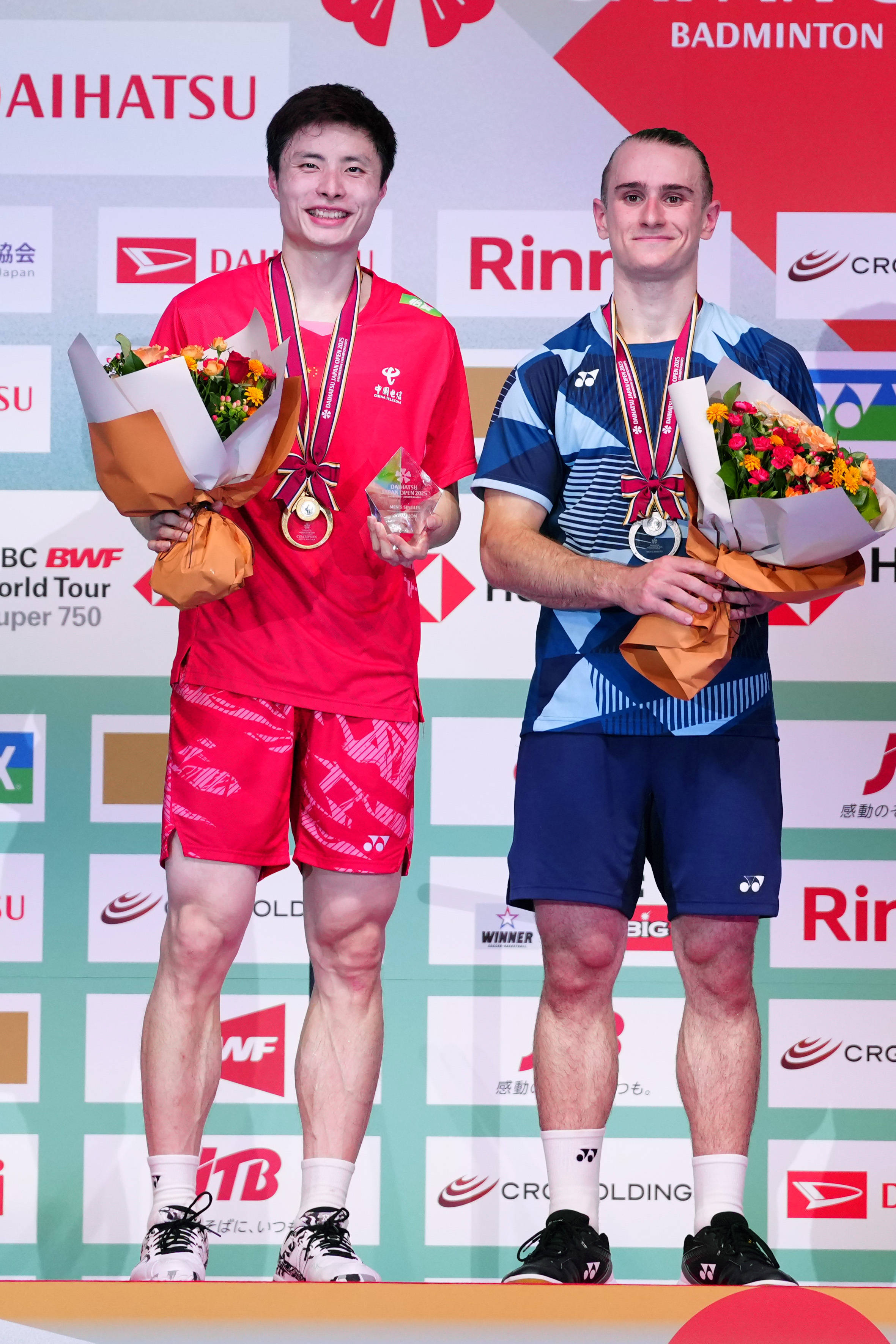 (体育)羽毛球——日本公开赛:石宇奇夺得男单冠军