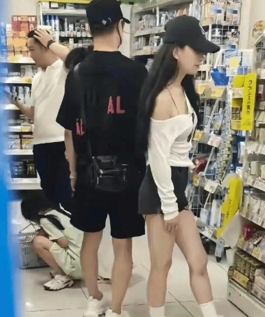 汪峰与森林北两家人同游日本<strong></p>
<p>炒币方法</strong>，包括与章子怡所生的一对儿女，氛围相处融洽