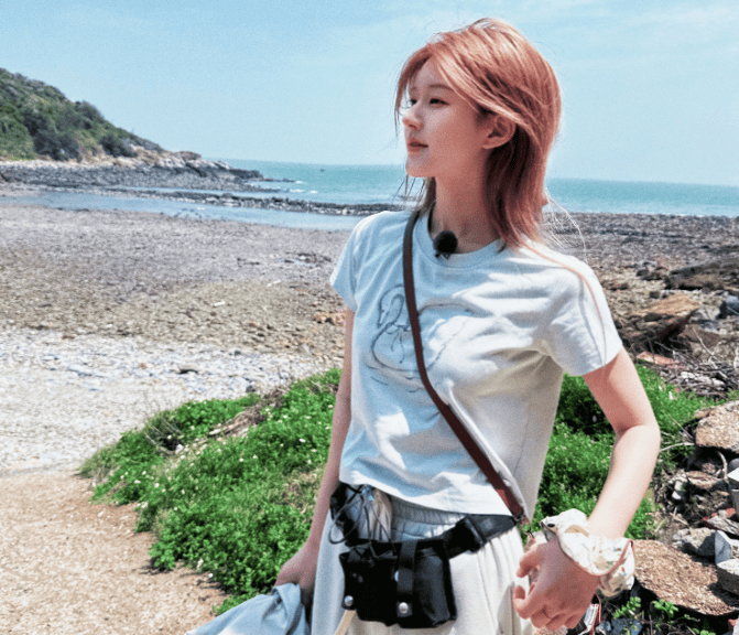 赵露思突然开撕经纪公司<strong></p>
<p>币圈妙语</strong>,“顶流小花怎么走到穷途末路”