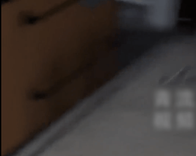 只因在酒店房间晾衣服<strong></p>
<p>法语</strong>，却赔了2000块？