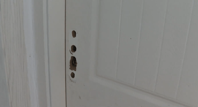 卧室门打不开<strong></p>
<p>中信证券股票</strong>,爸爸接了通电话,撬门后发现4岁半儿子从22楼坠落,蜷缩在一楼绿化带……