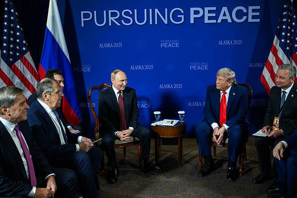 英媒爆料：普京坚持要求乌克兰撤出顿巴斯<strong></p>
<p>同方股份股票</strong>，但愿意在其他地区让步