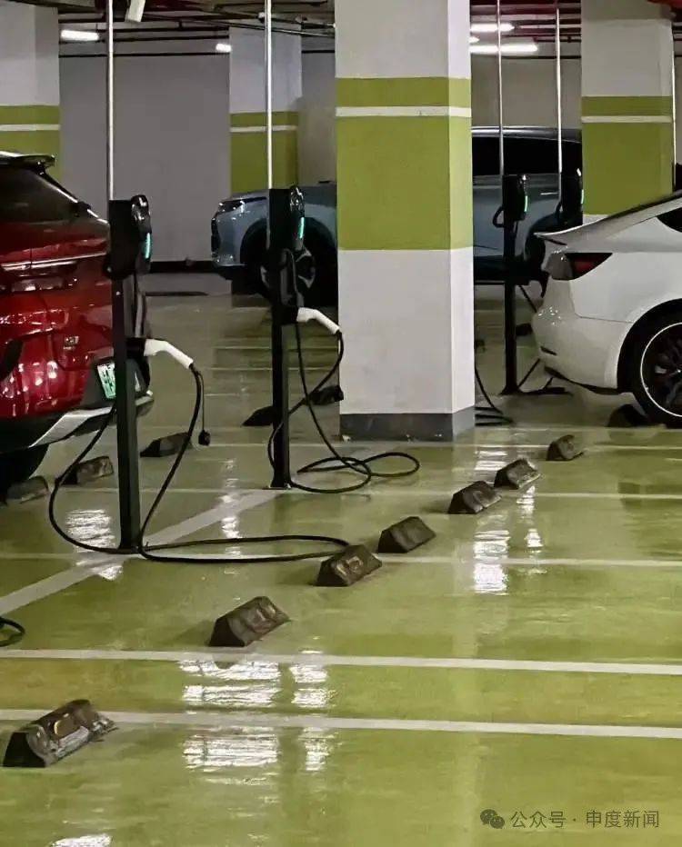 突然涨价4成多!上海这里的居民吐槽:吃相太难看<strong></p>
<p>同方股份股票</strong>,“根本没有价格优势”