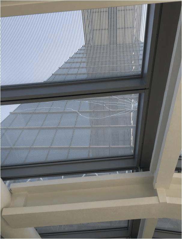 上海环球金融中心楼顶无人机对撞!对话管理方:9年已坠95架<strong></p>
<p>太极实业股票</strong>,楼顶“风洞”成黑飞重灾区!