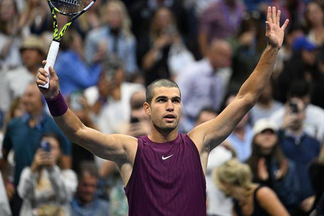 网球 | 美网：阿尔卡拉斯晋级男单第三轮