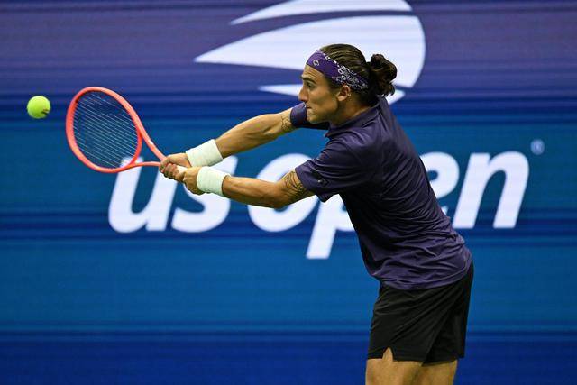 网球 | 美网：阿尔卡拉斯晋级男单第三轮