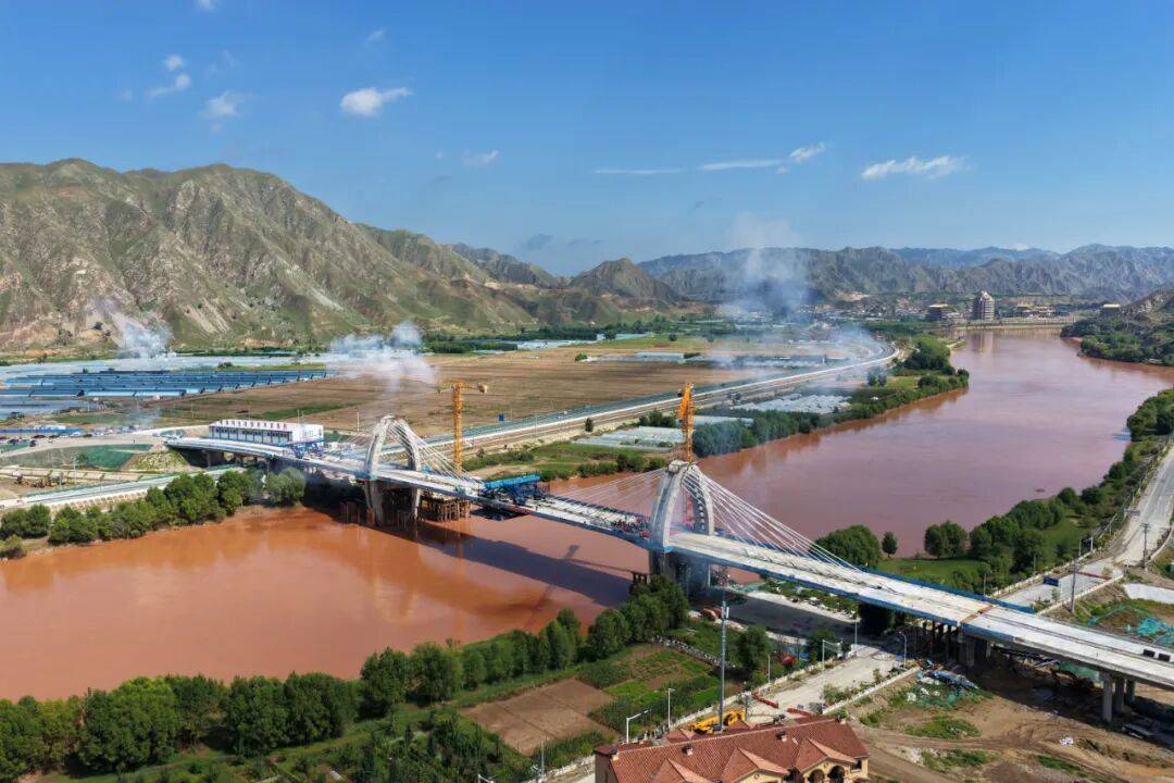 全面贯通<strong></p>
<p>居然之家股票</strong>,预计年底通车!