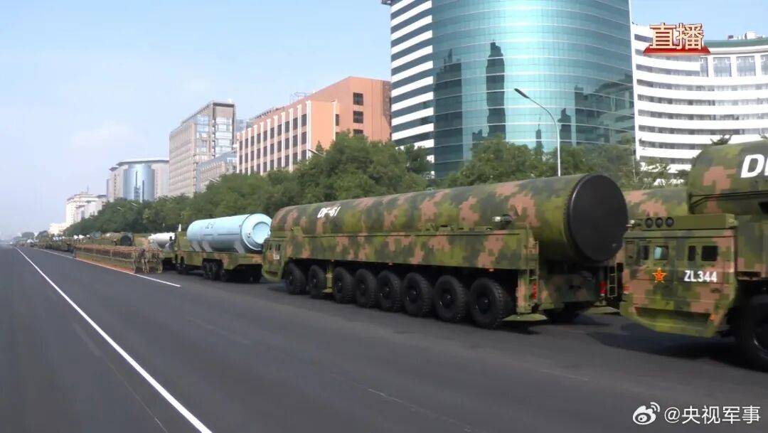 东风-61、巨浪-3、折叠翼预警机、歼-20S<strong></p>
<p>汾酒股票</strong>，画面披露！