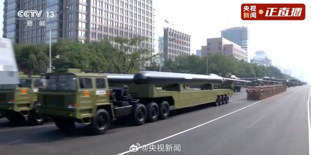 东风-61、巨浪-3、折叠翼预警机、歼-20S<strong></p>
<p>汾酒股票</strong>，画面披露！