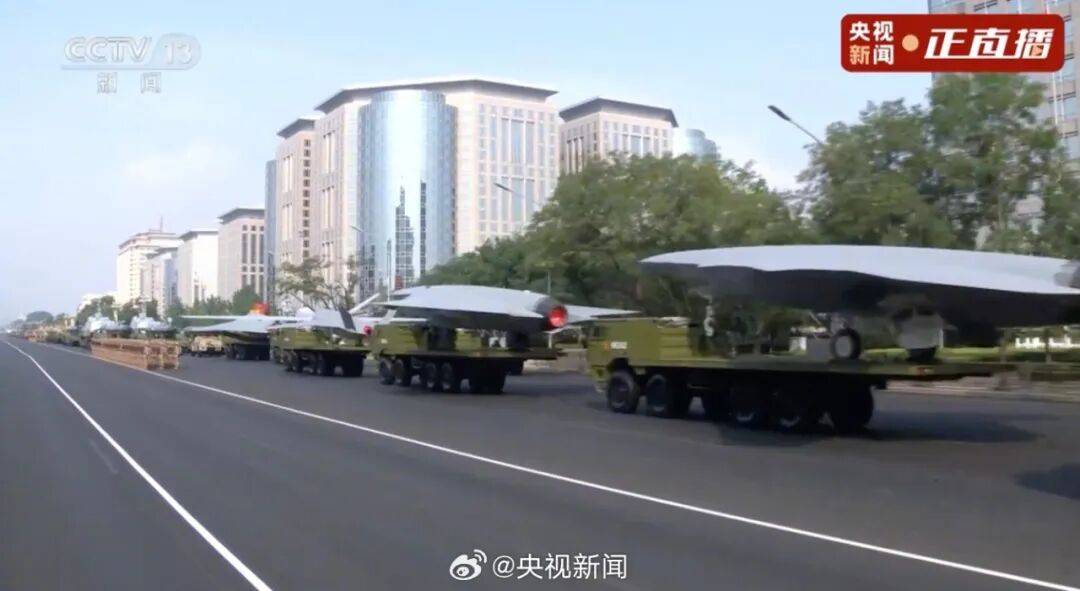 东风-61、巨浪-3、折叠翼预警机、歼-20S<strong></p>
<p>汾酒股票</strong>，画面披露！