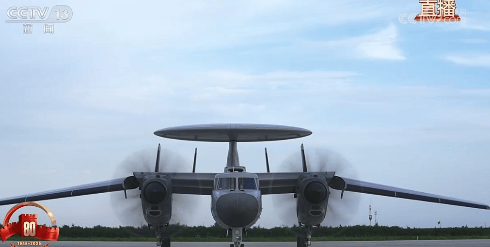 东风-61、巨浪-3、折叠翼预警机、歼-20S<strong></p>
<p>汾酒股票</strong>，画面披露！