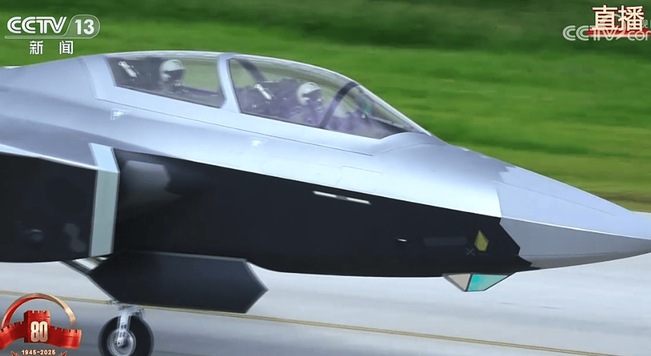 东风-61、巨浪-3、折叠翼预警机、歼-20S<strong></p>
<p>汾酒股票</strong>，画面披露！