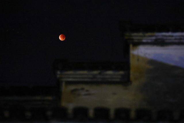 刷屏朋友圈<strong></p>
<p>可口可乐股票</strong>!“红月亮”高清大图来了