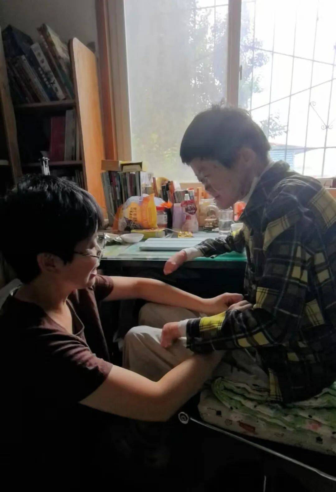 医生断言“活不过2岁”的郑州罕见病女孩<strong></p>
<p>可口可乐股票</strong>,24岁“带伤出征”,开启西藏之行