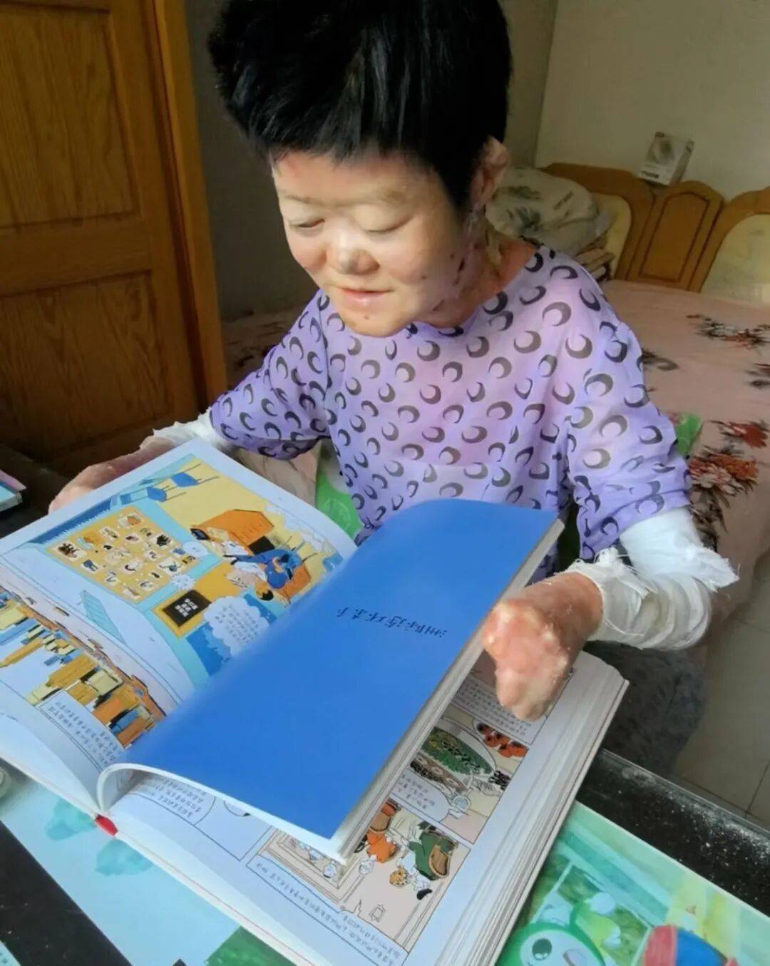 医生断言“活不过2岁”的郑州罕见病女孩<strong></p>
<p>可口可乐股票</strong>,24岁“带伤出征”,开启西藏之行