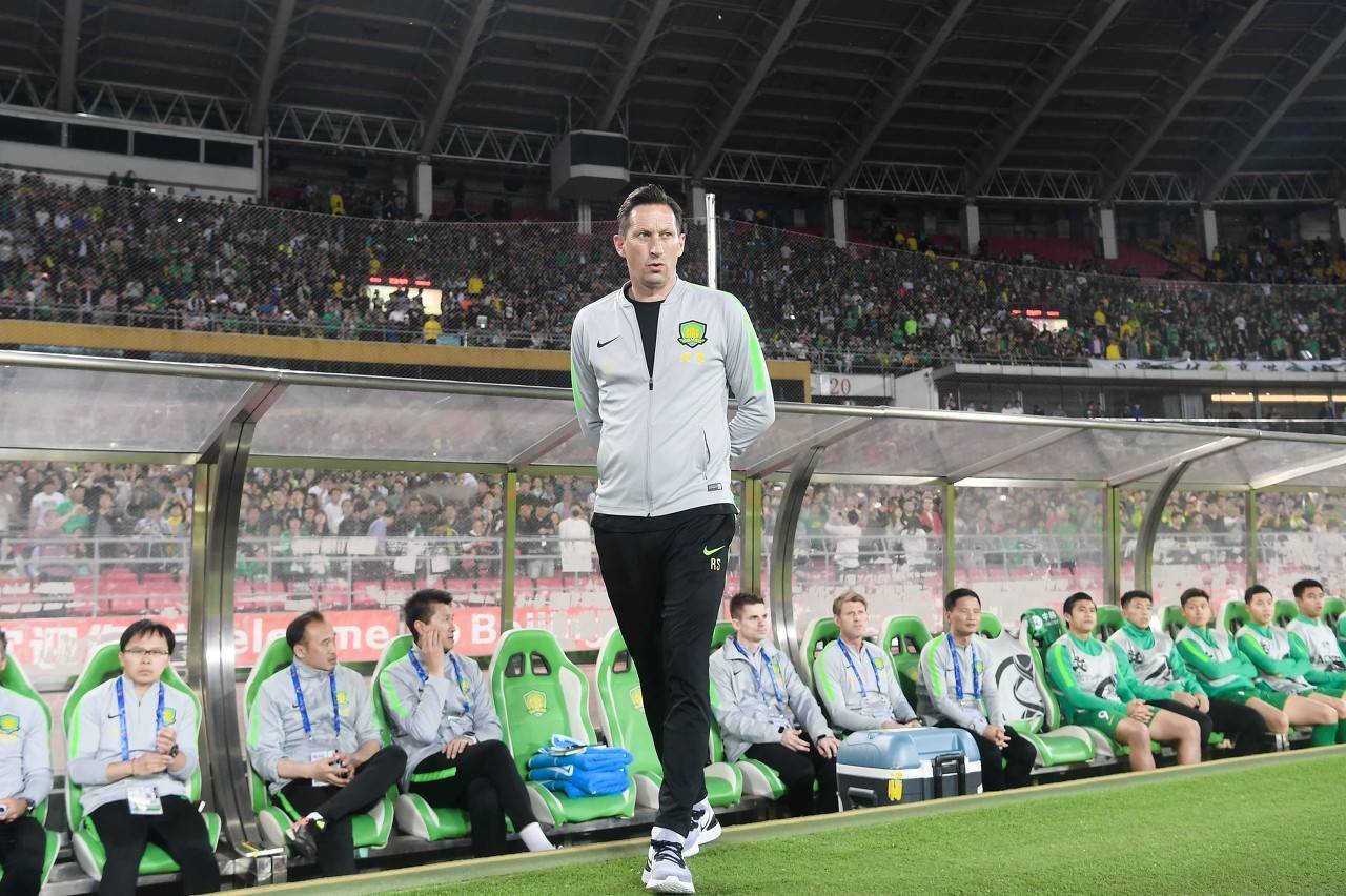 编剧汪海林：国足怕吃苦不去逼抢压迫 施密特执教擅长强化这一点