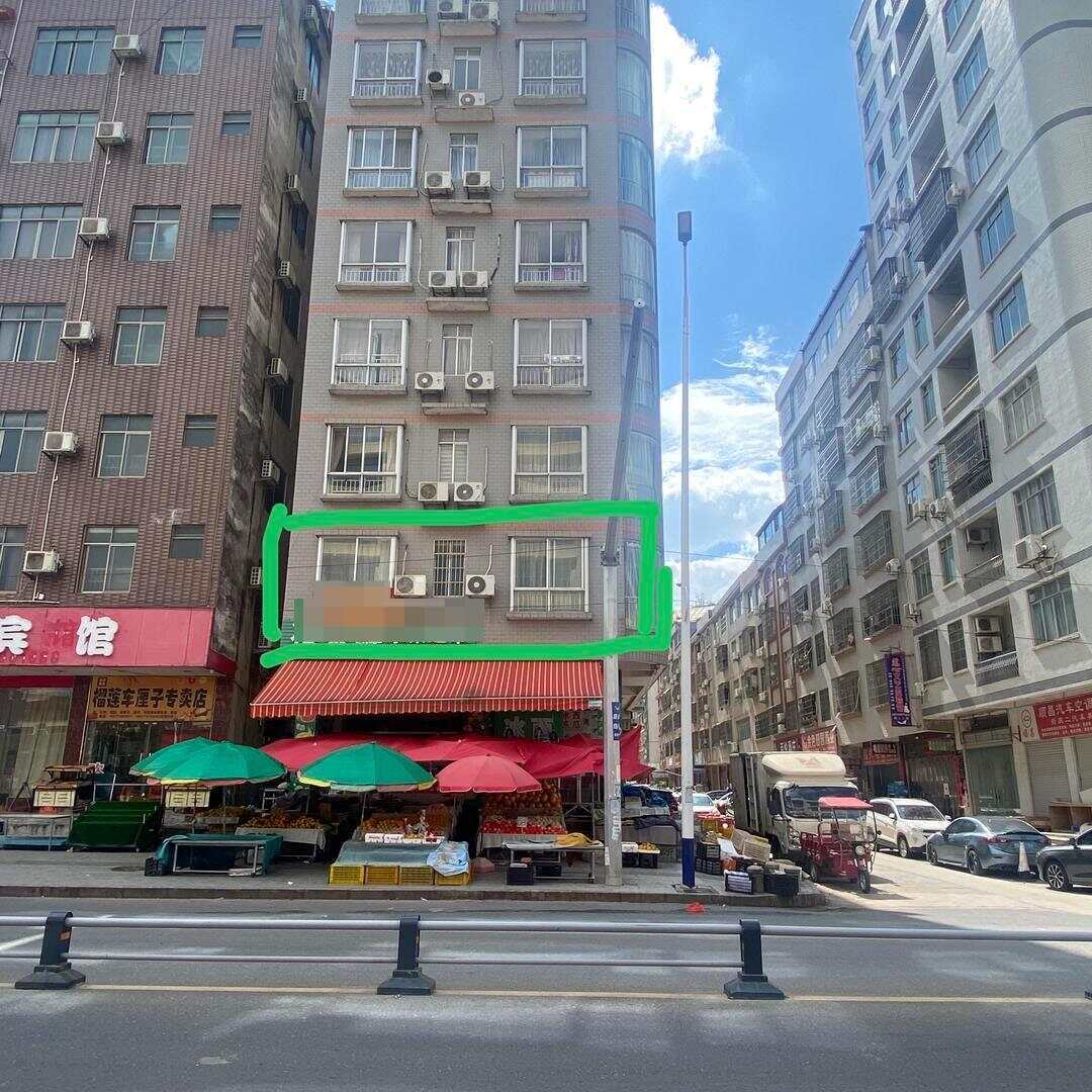 广西一原县委书记被绑架案调查:冒充执法人员带走受害人<strong></p>
<p>马应龙股票</strong>,被告人一家多人获刑!