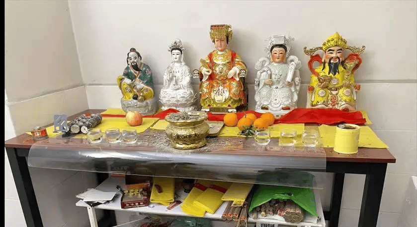 “昆仑童子”案告破<strong></p>
<p>马应龙股票</strong>！恶行披露——