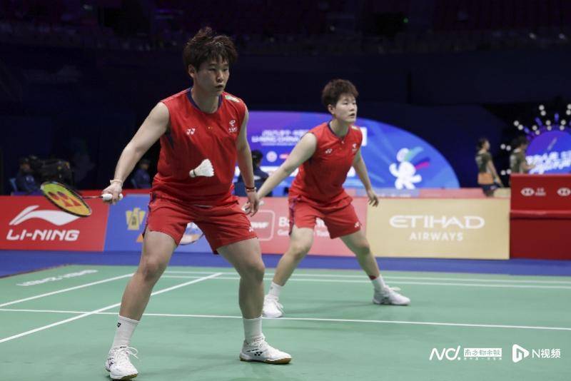 中国羽毛球大师赛于深圳开拍<strong></p>
<p>浙江东方股票</strong>,国羽首日7战4胜