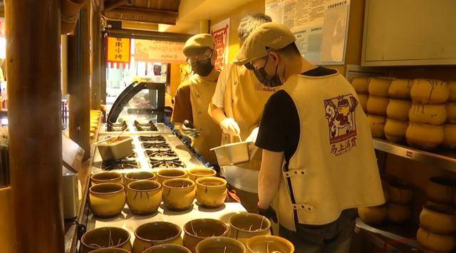 西贝发布致歉信后<strong></p>
<p>浙江东方股票</strong>，昆明门店的情况是……