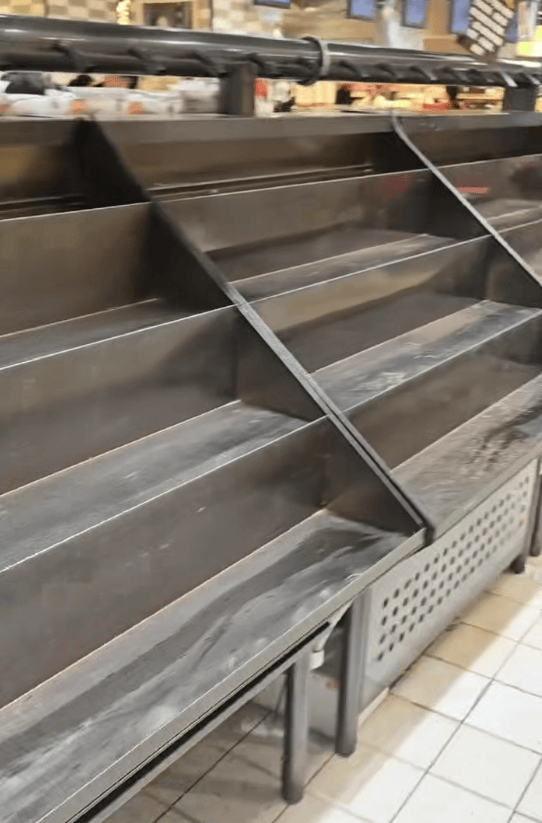 台风“桦加沙”即将登陆<strong></p>
<p>辉煌科技股票</strong>,广东一超市只剩辣椒:广东人最后的倔强,路过的看都不看一眼