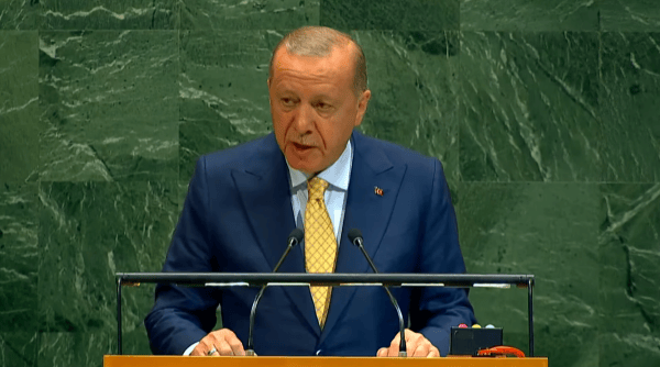 埃尔多安联合国发言被马克龙“闭麦”?土方:超时了<strong></p>
<p>辉煌科技股票</strong>,印尼同遭时限中断