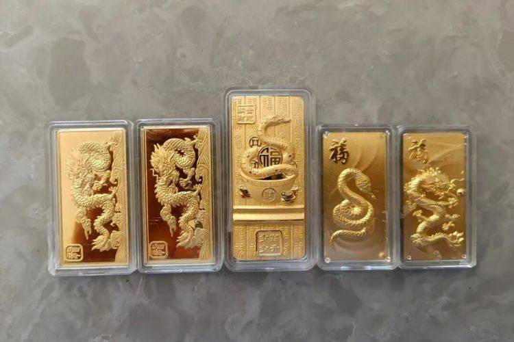 10余万黄金寄出后<strong></p>
<p>百大集团股票</strong>，男子冲进派出所！