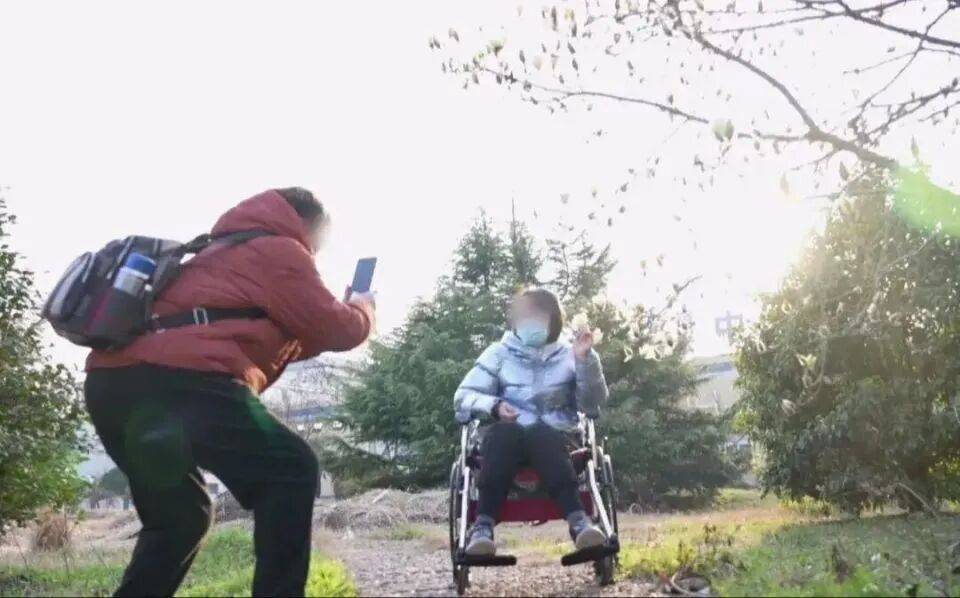 28岁妻子突发罕见病全身瘫痪<strong></p>
<p>旗滨集团股票</strong>，丈夫哄骗卖婚房携款失踪，检方强势介入