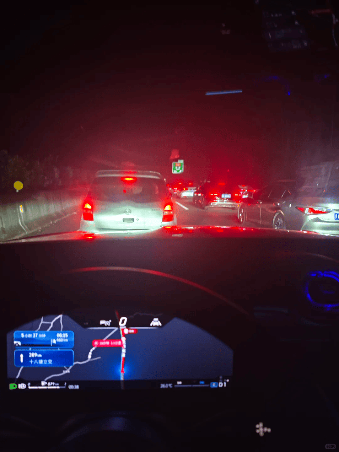 “不亚于春节回家”!凌晨5点<strong></p>
<p>旗滨集团股票</strong>,深圳有人已经堵在路上……