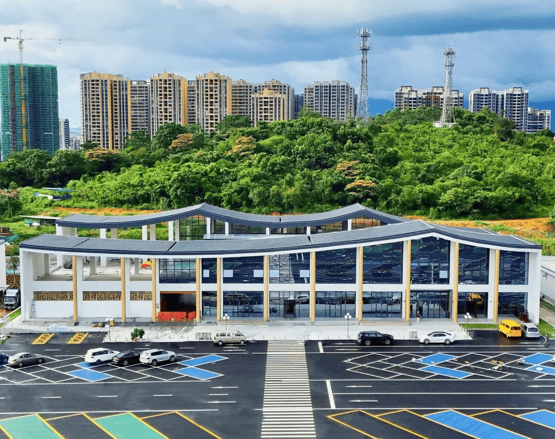 “不亚于春节回家”!凌晨5点<strong></p>
<p>旗滨集团股票</strong>,深圳有人已经堵在路上……