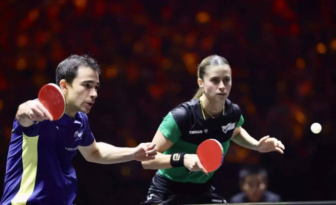 国乒提前锁定混双冠军<strong></p>
<p>天桥起重股票</strong>，男、女双打各有3对进4强 | WTT中国大满贯双打