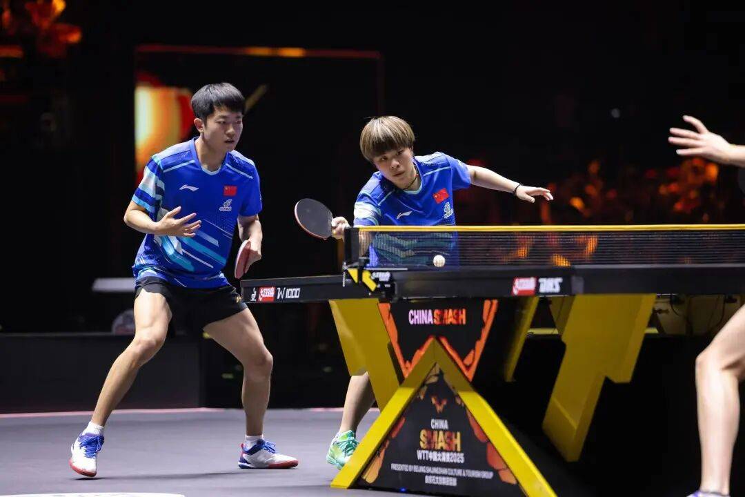 国乒提前锁定混双冠军<strong></p>
<p>天桥起重股票</strong>，男、女双打各有3对进4强 | WTT中国大满贯双打