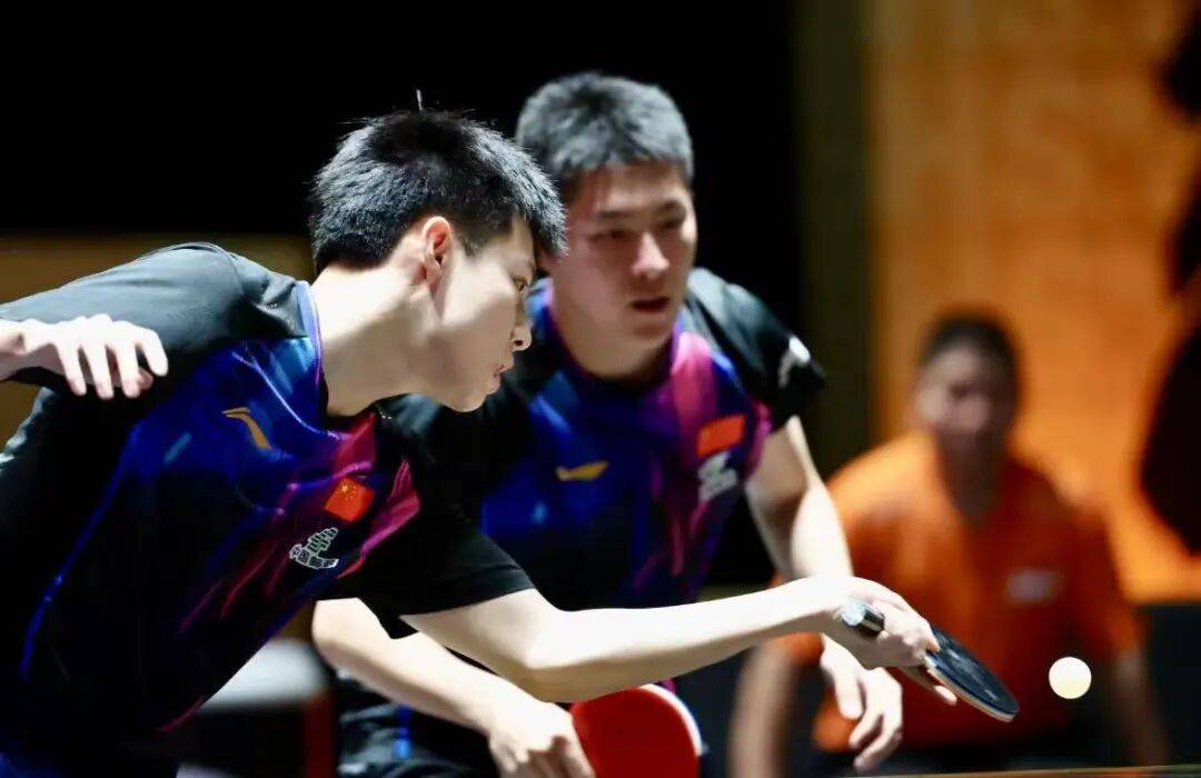 国乒提前锁定混双冠军<strong></p>
<p>天桥起重股票</strong>，男、女双打各有3对进4强 | WTT中国大满贯双打