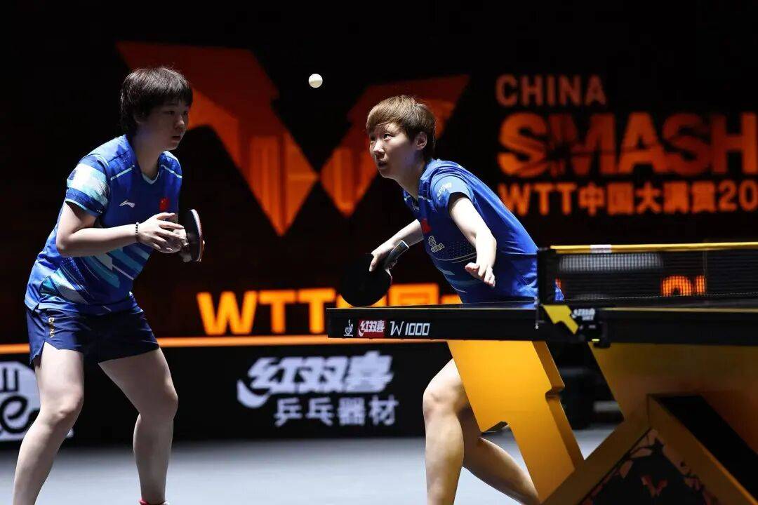 国乒提前锁定混双冠军<strong></p>
<p>天桥起重股票</strong>，男、女双打各有3对进4强 | WTT中国大满贯双打