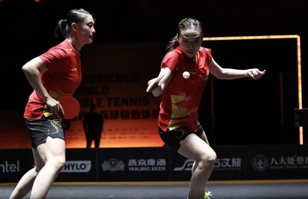 国乒提前锁定混双冠军<strong></p>
<p>天桥起重股票</strong>，男、女双打各有3对进4强 | WTT中国大满贯双打