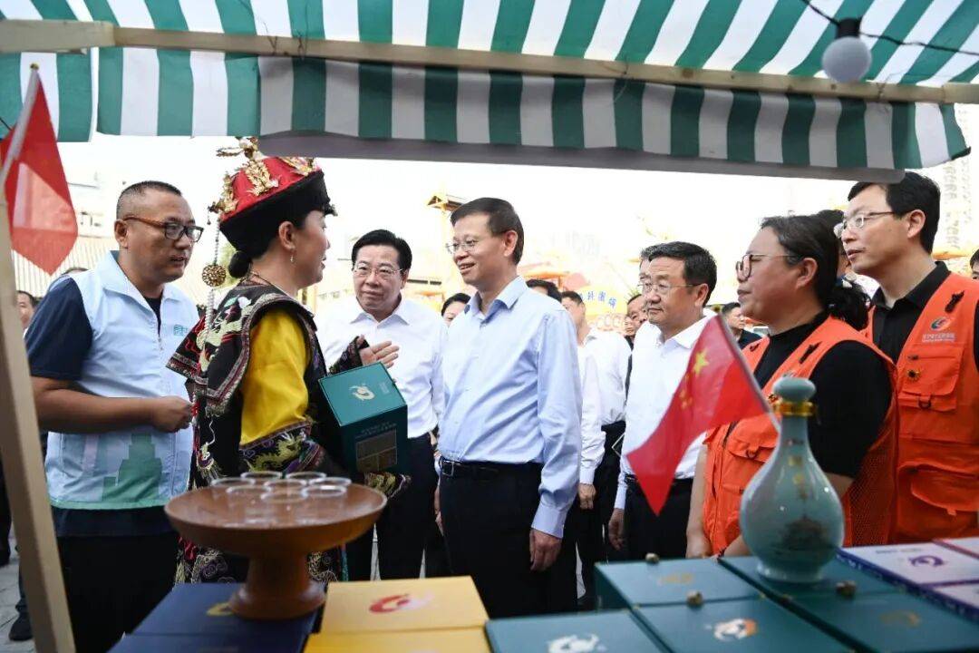 履新辽宁省委书记<strong></p>
<p>天桥起重股票</strong>,许昆林首次检查调度