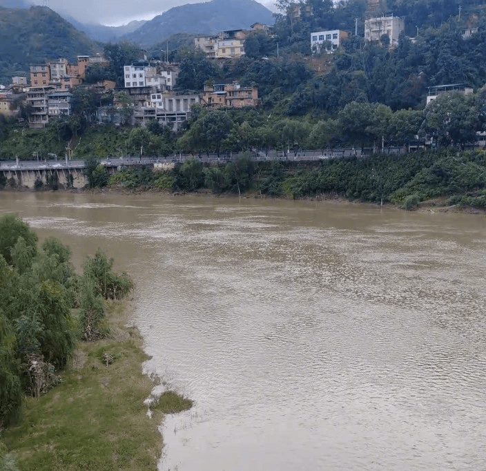 旬阳新郎跳河事件续:“新娘临时加彩礼钱”等网络谣言被查处