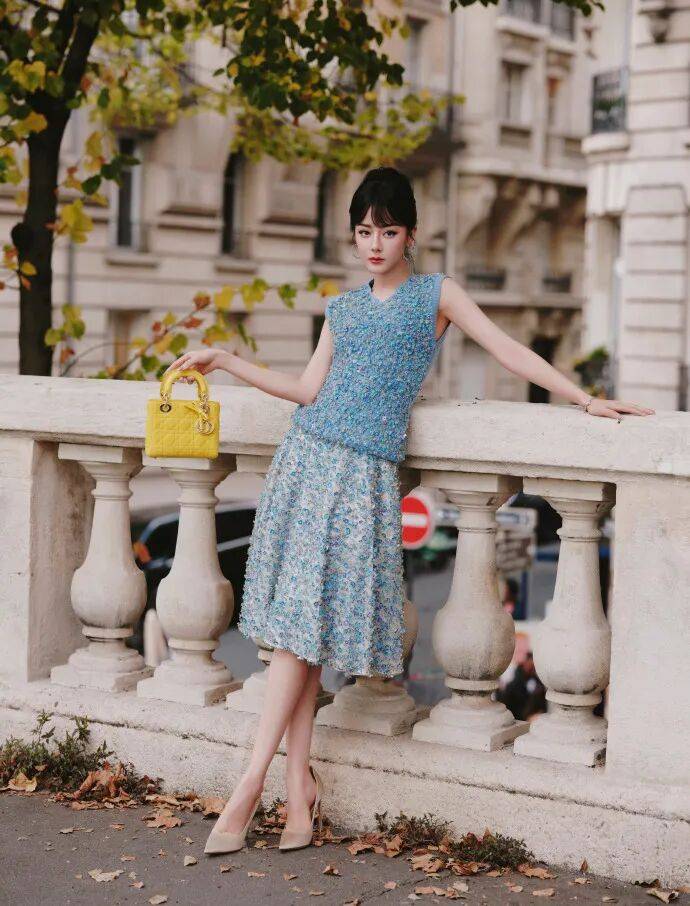 时装周上的女明星<strong></p>
<p>酒鬼酒股票</strong>,秋冬氛围感一键封顶!