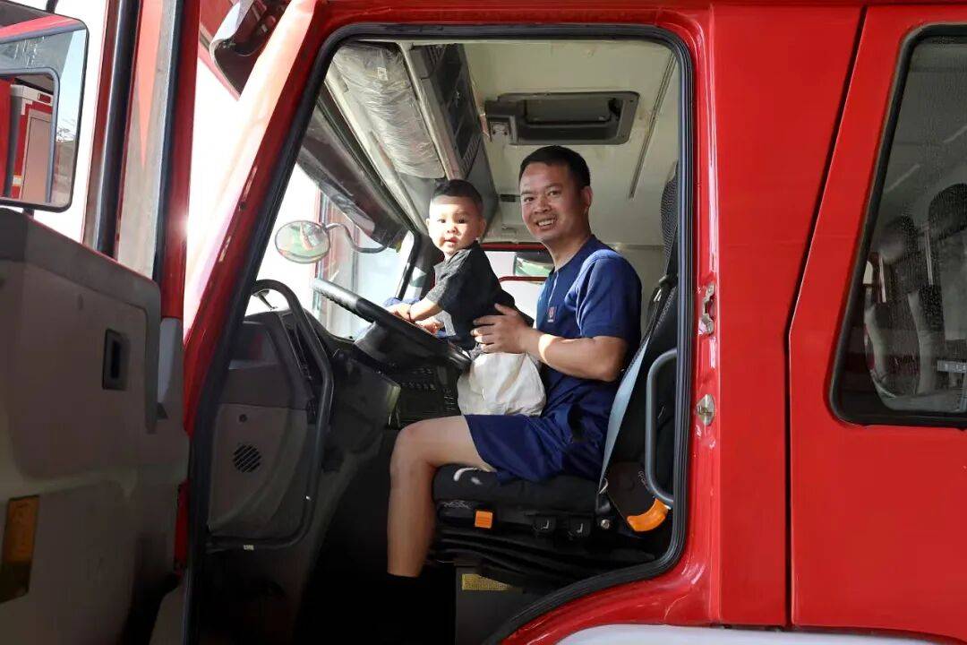 月满红门家更圆|中秋家属来队共话团圆时