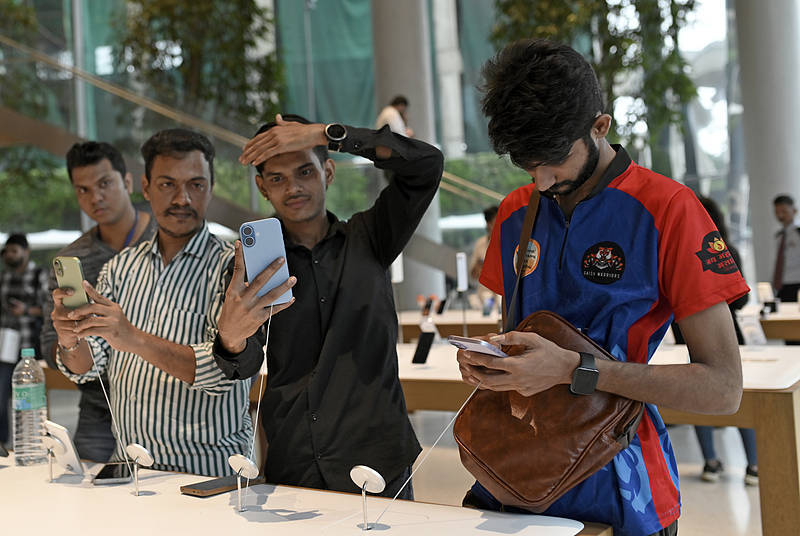 印度政府被曝正积极鼓励海外印度人回国<strong></p>
<p>赢时胜股票</strong>,但想让这些人从美回国绝非易事