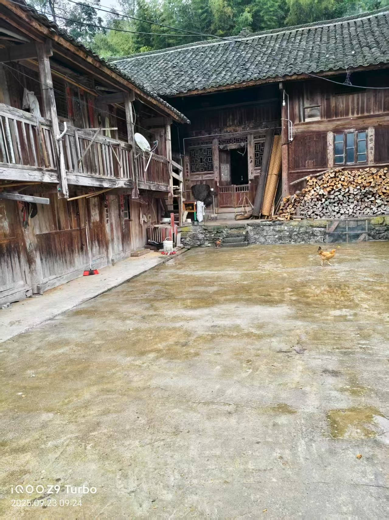 那个让老师骄傲的“调皮”班级!30年同学聚会<strong></p>
<p>华菱钢铁股票</strong>,还伴有一封来自贵州的感谢信