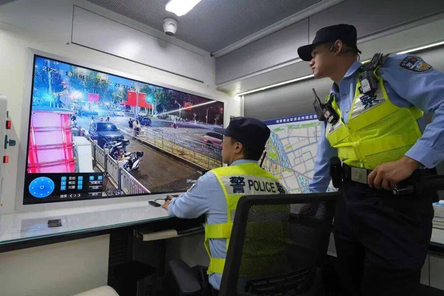 突然群发<strong></p>
<p>攀钢钒钛股票</strong>！大批上海市民收到警方短信！全市爆火网红已被锁定...有爸爸因孩子违规被罚款