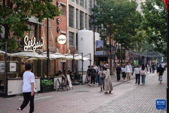 老场景“变身”假期潮玩新地标