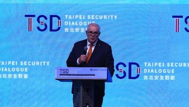 真像个小丑!过气澳大利亚前总理窜台<strong></p>
<p>奥普光电股票</strong>,口嗨台军72小时击败解放军