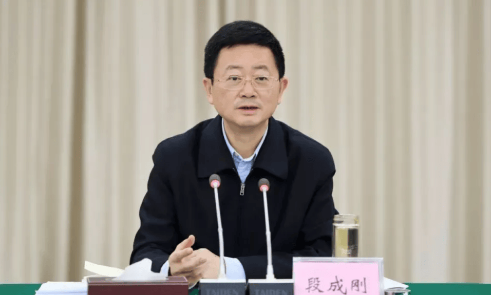 打"虎"！乌兰<strong></p>
<p>奥普光电股票</strong>，任上被查