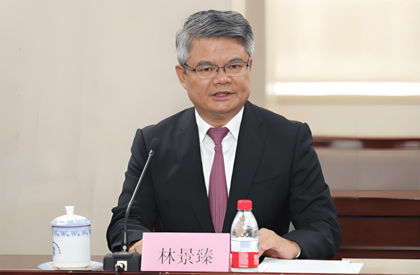 打"虎"！乌兰<strong></p>
<p>奥普光电股票</strong>，任上被查