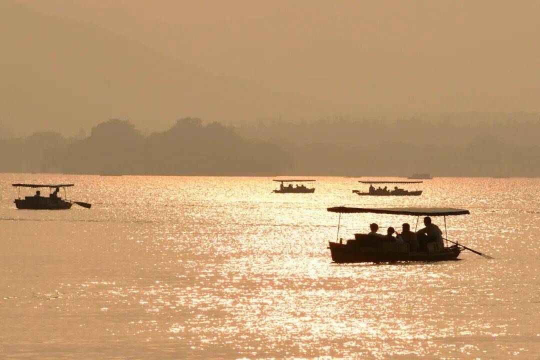 明起抵达浙江<strong></p>
<p>新华百货股票</strong>，接连3波！将现17℃