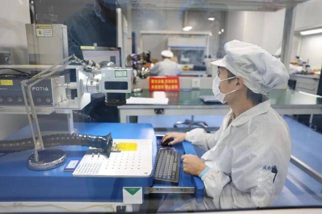 正式投用<strong></p>
<p>股票论坛网</strong>！成都新增一座“芯”基地